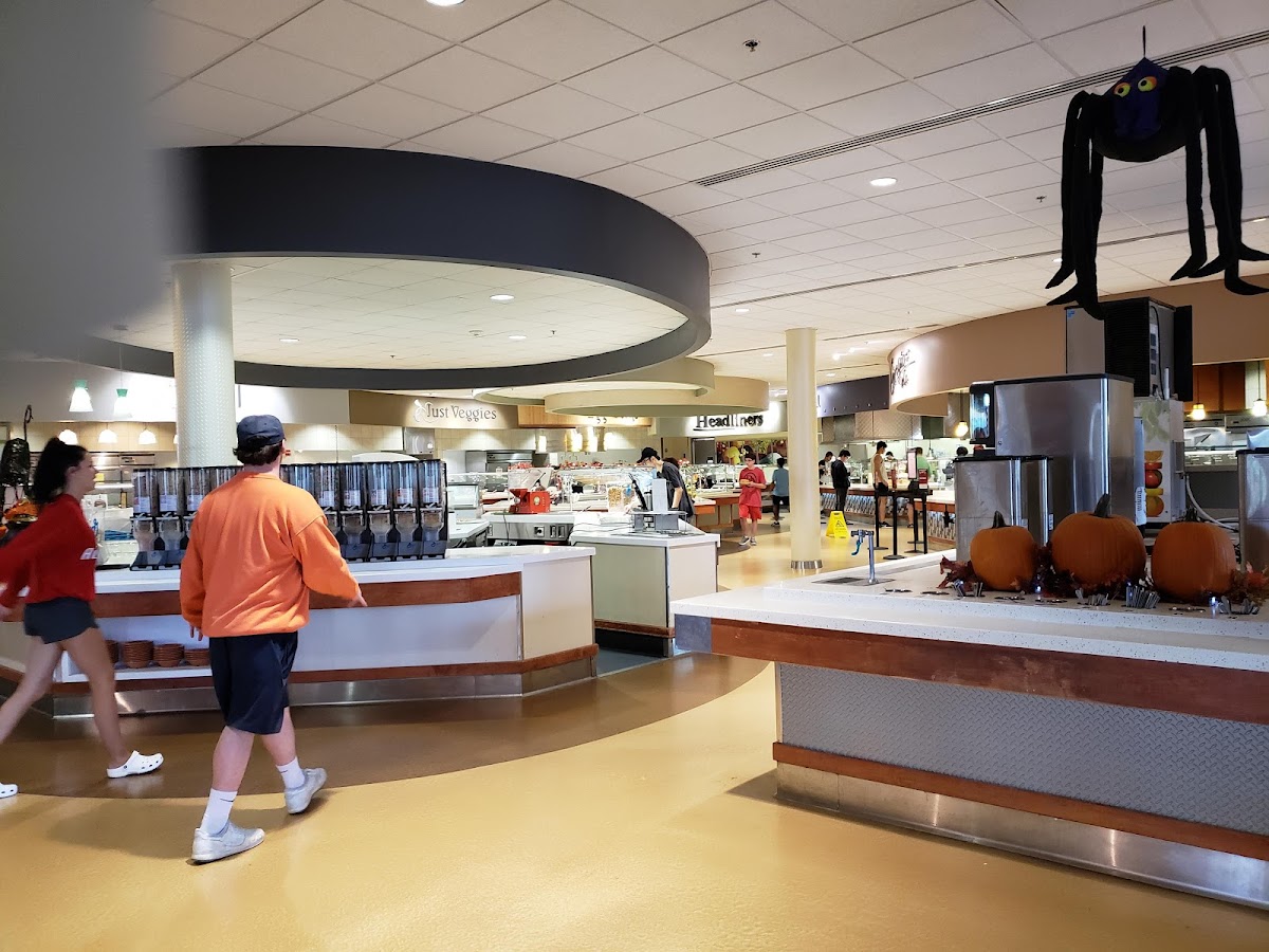 Village Summit Dining Commons